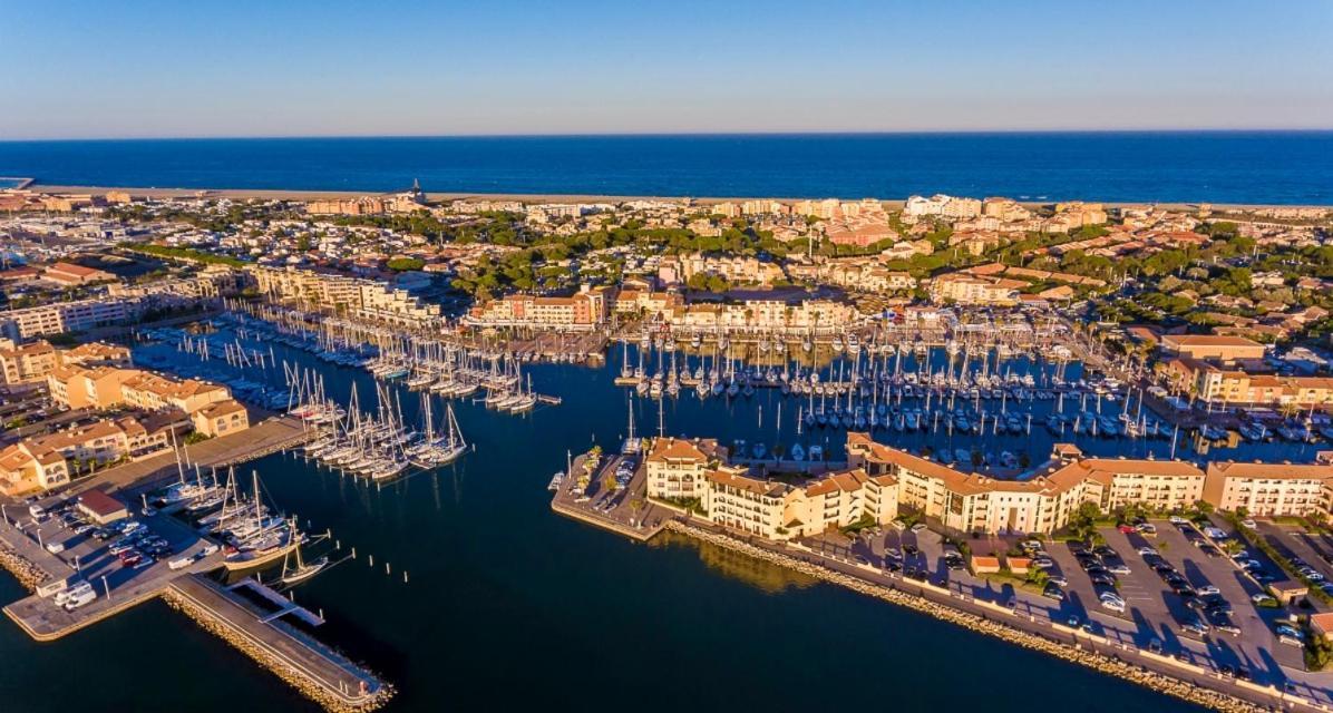 Les Arenes - Port Leucate - Une Chambre - Terrasse - Proche Commerces - Tout Confort Bagian luar foto